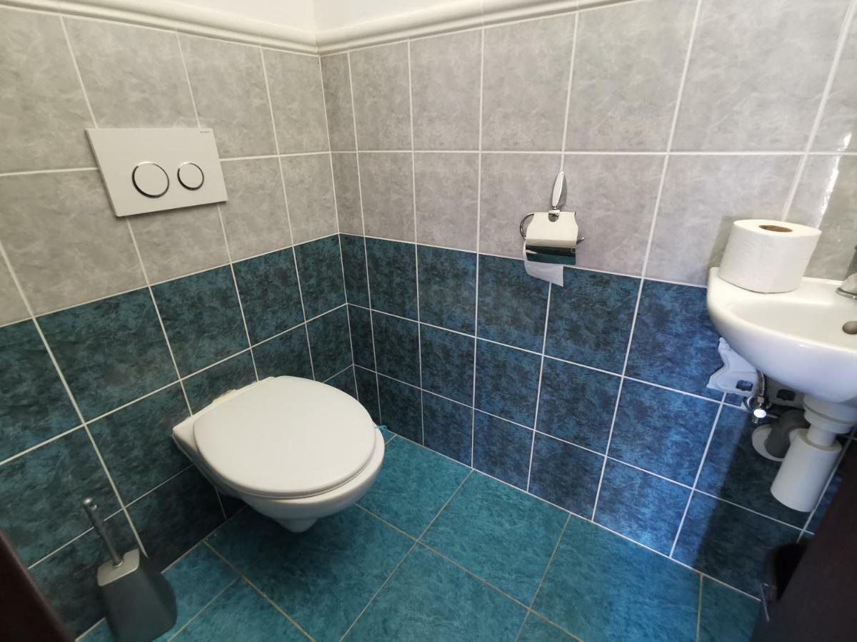 Apartment J&D Dunajská Streda Buitenkant foto